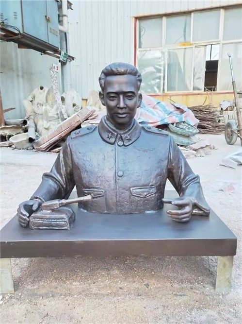 白求恩雕塑 鼎泰雕塑厂家 白求恩雕塑制作厂